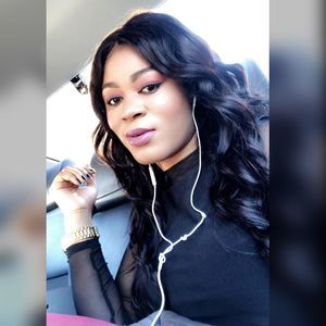 Meet your Posher, Dorine